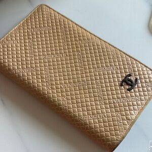 CHANEL Metallic Gold Quilted Wallet